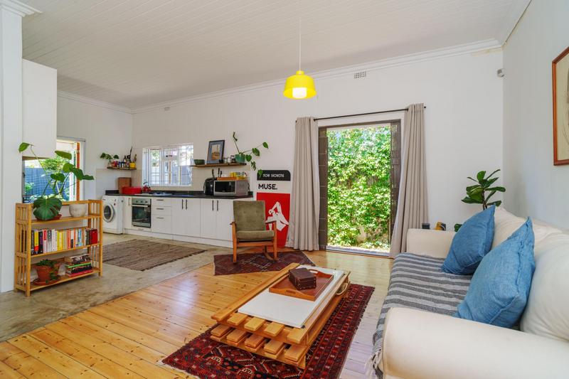 2 Bedroom Property for Sale in Harfield Village Western Cape